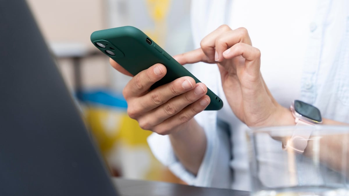 Golpistas usavam WhatsApp para enganar clientes de escritório de advocacia em Goiânia